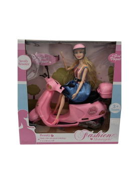 Boneca Vogue e a sua scooter